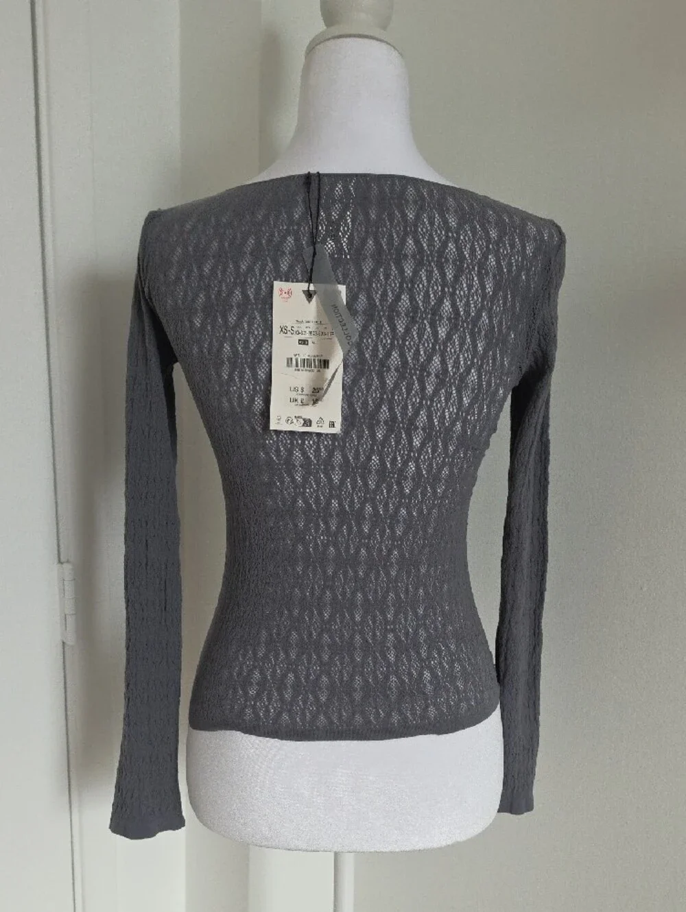 Zara Scoop Neck Long Sleeve Knit Top - Gray